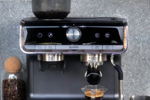 双12什么值得买？百胜图Barsetto半自动咖啡机带给你不一样的宅家新体验