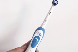 电动牙刷比手动牙刷好吗？电动牙刷与手动牙刷对比分析