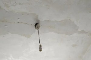 房顶漏水没检测出来怎么办？如何处理房顶漏水问题？