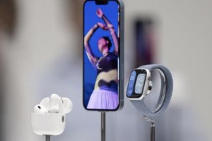 苹果研究AirPods带摄像头  苹果耳机探索“看见”的可能性
